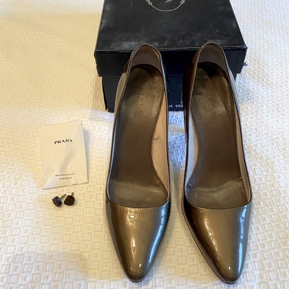 Prada Pumps Vogue Fumo - Picture 1 of 9